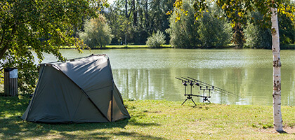 emplacement de camping en bord de lac