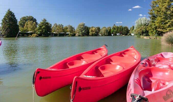 Canoe kayak